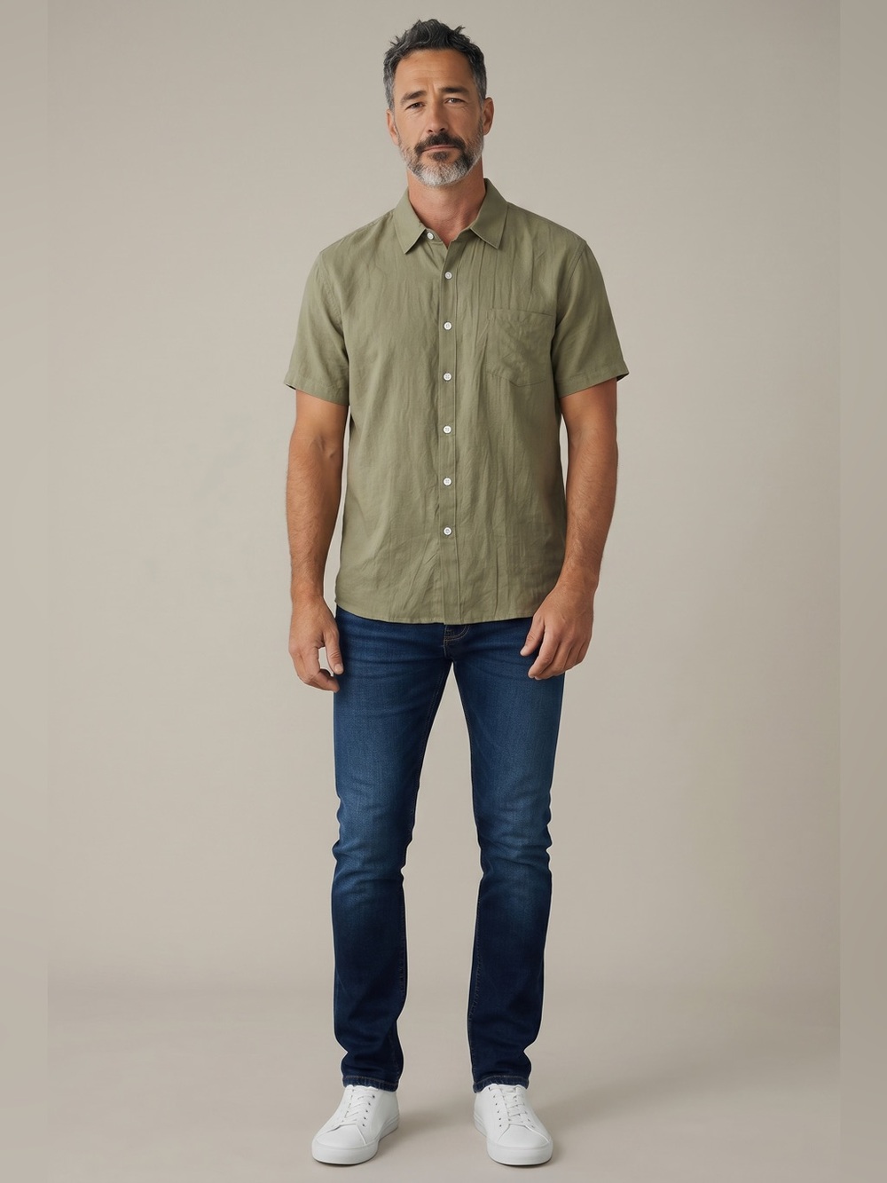 Casual Short-Sleeve Button-Down Shirt in Olive